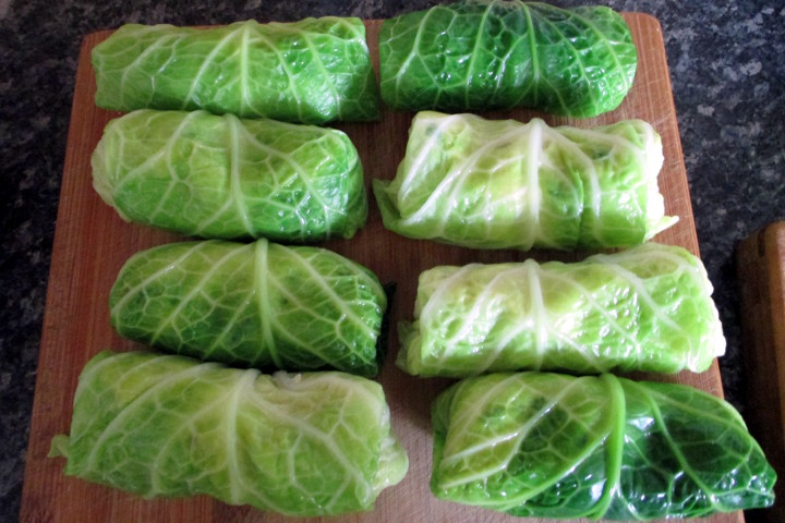 Vegane Wirsingröllchen Zubereitung, Mangia senza Pancia