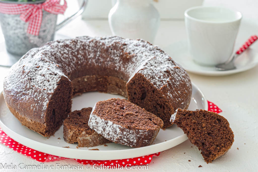 Weicher Schokoladenkranz ohne Butter und Milch