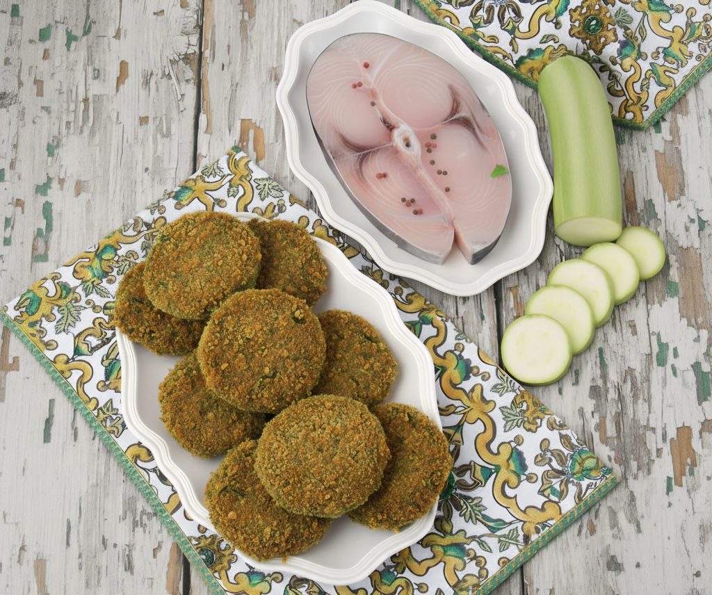 Schwertfisch-Burger und Zucchini