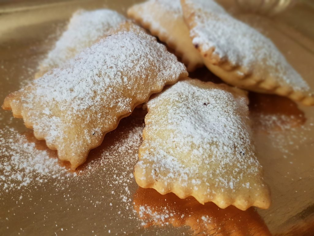 Gefüllte Chiacchiere oder Frappe