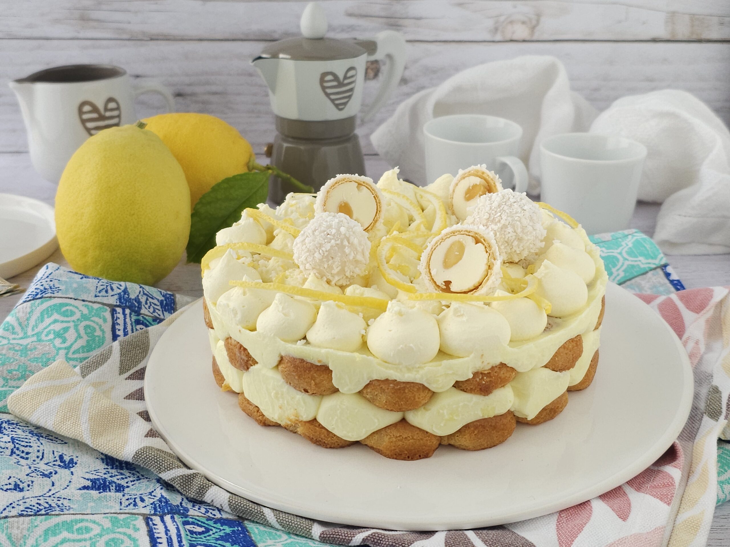 Zitronen-Kokos-Tiramisu-Torte