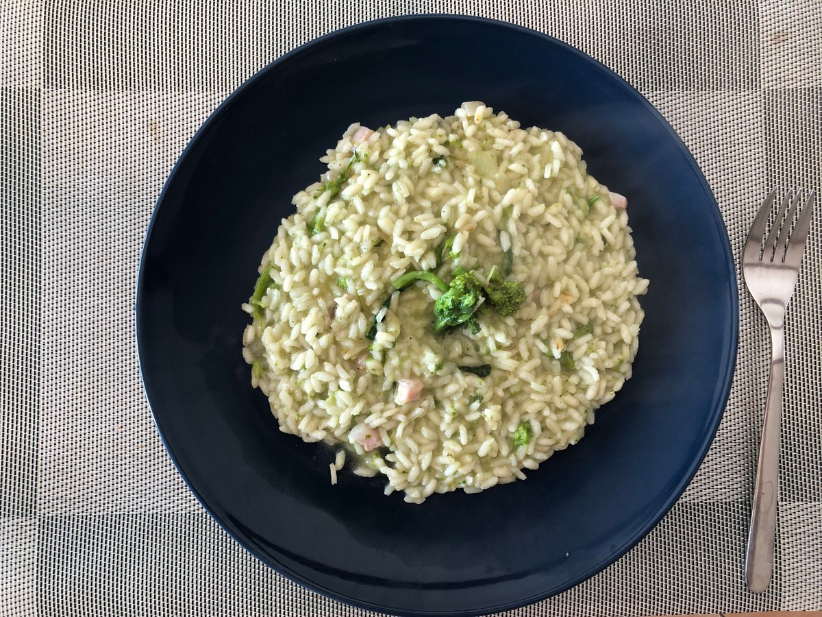 Risotto mit Stängel-Creme von Rübstiel und Speck