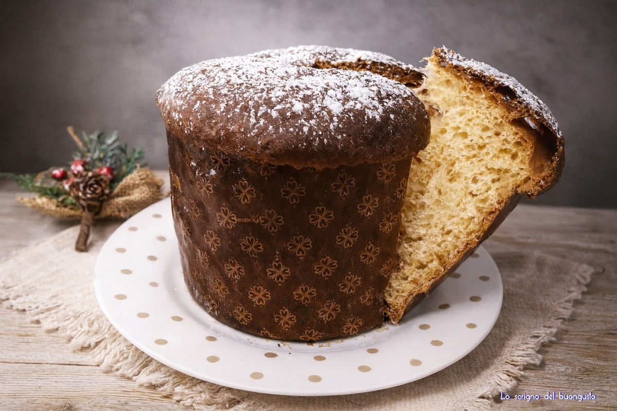 Klassischer Mailänder Panettone