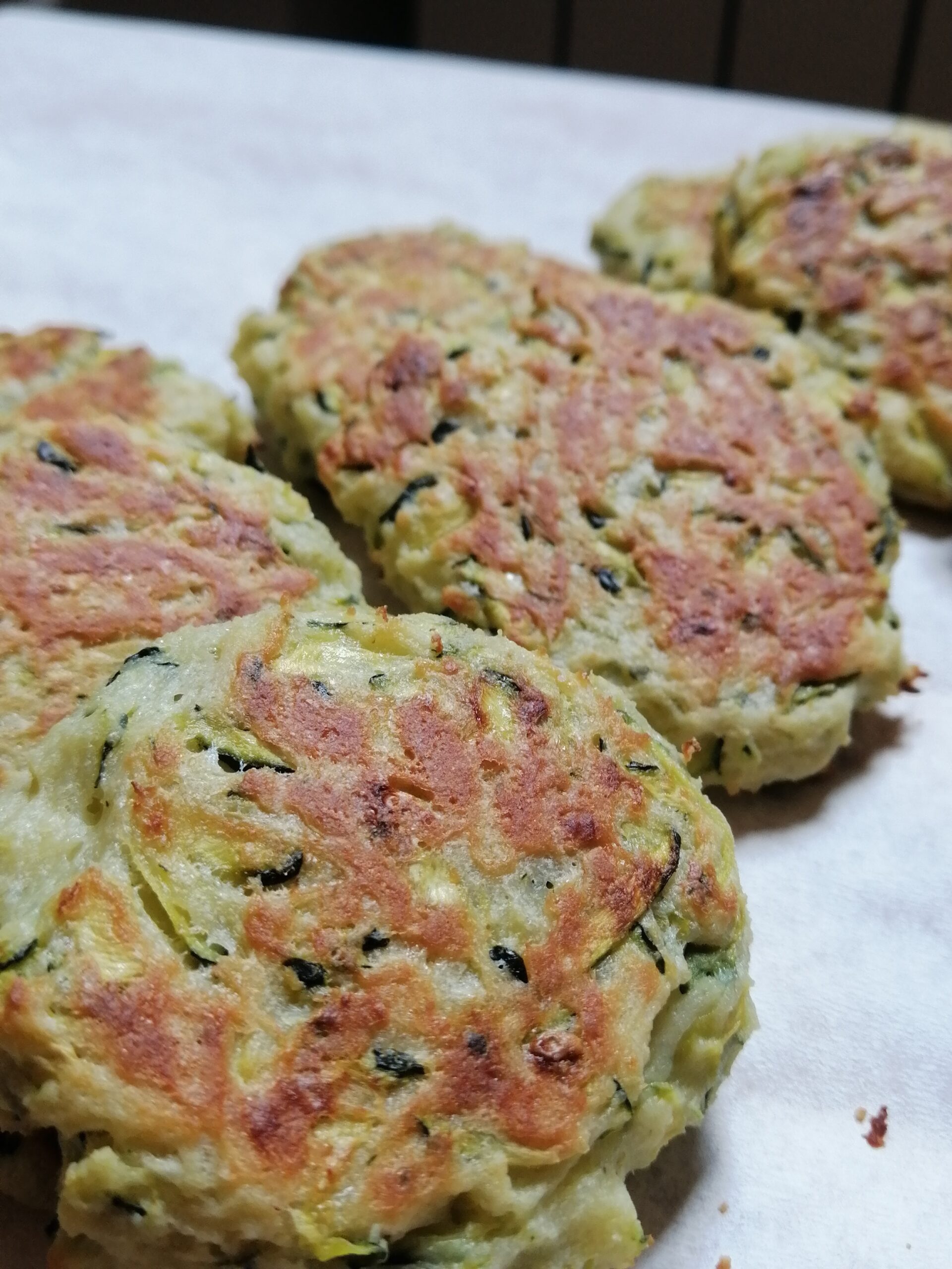 Zucchini-Ricotta-Bällchen