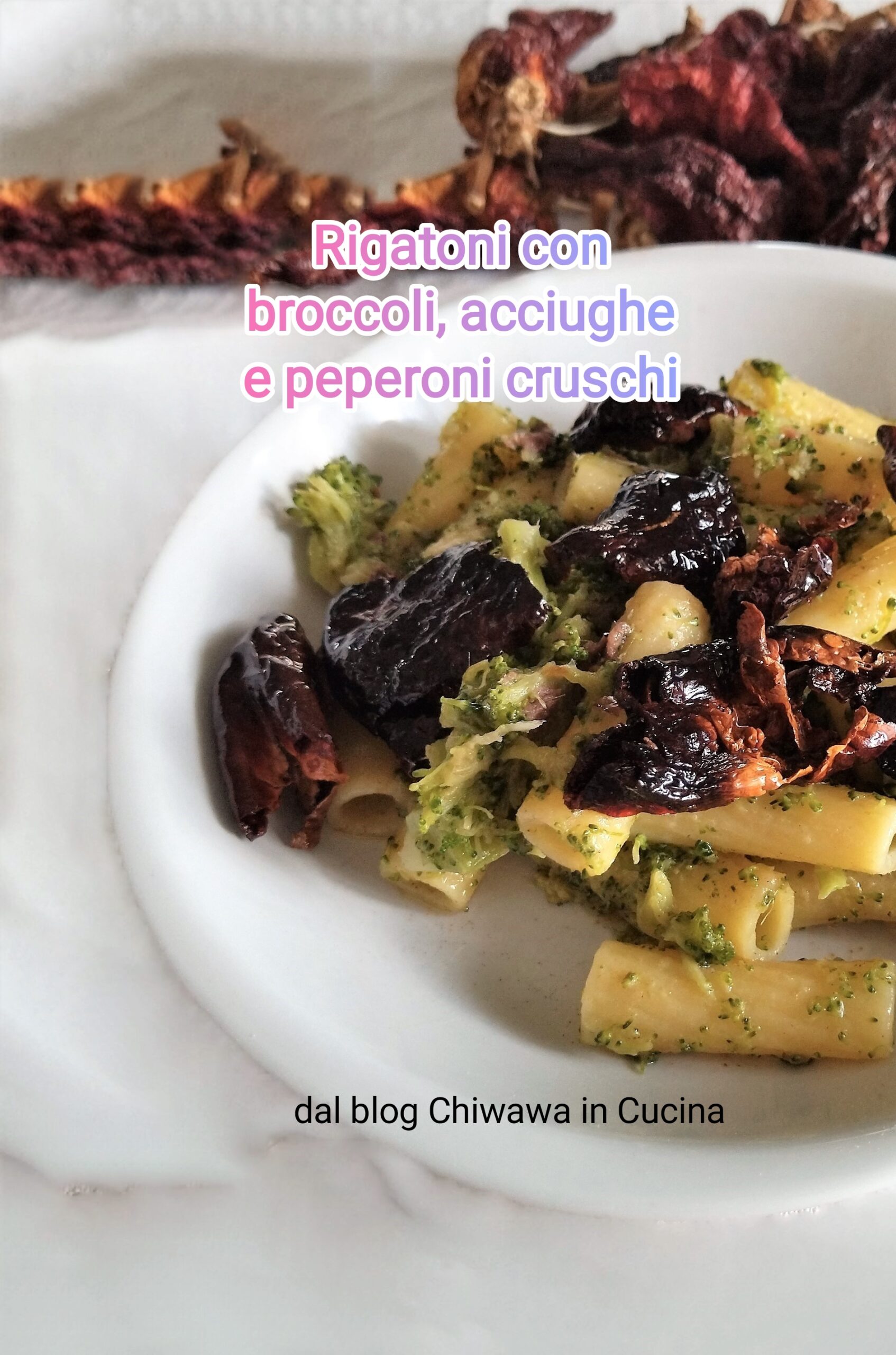 Rigatoni mit Brokkoli, Sardellen und knusprigen Paprika