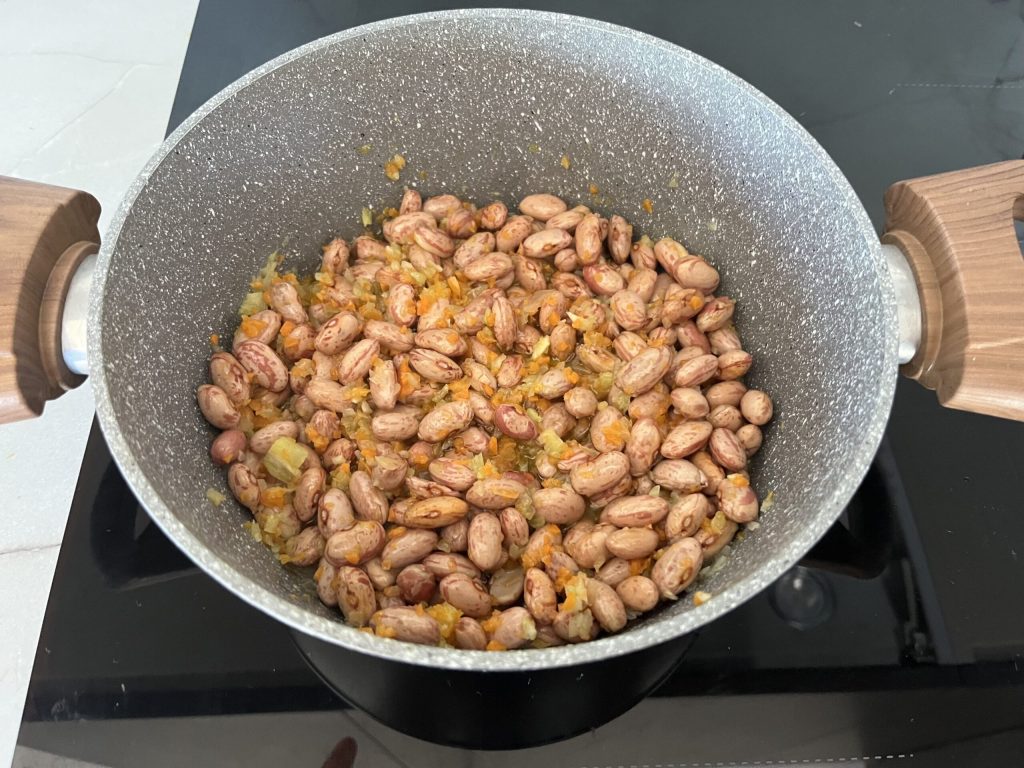 cremige Pasta und Bohnen