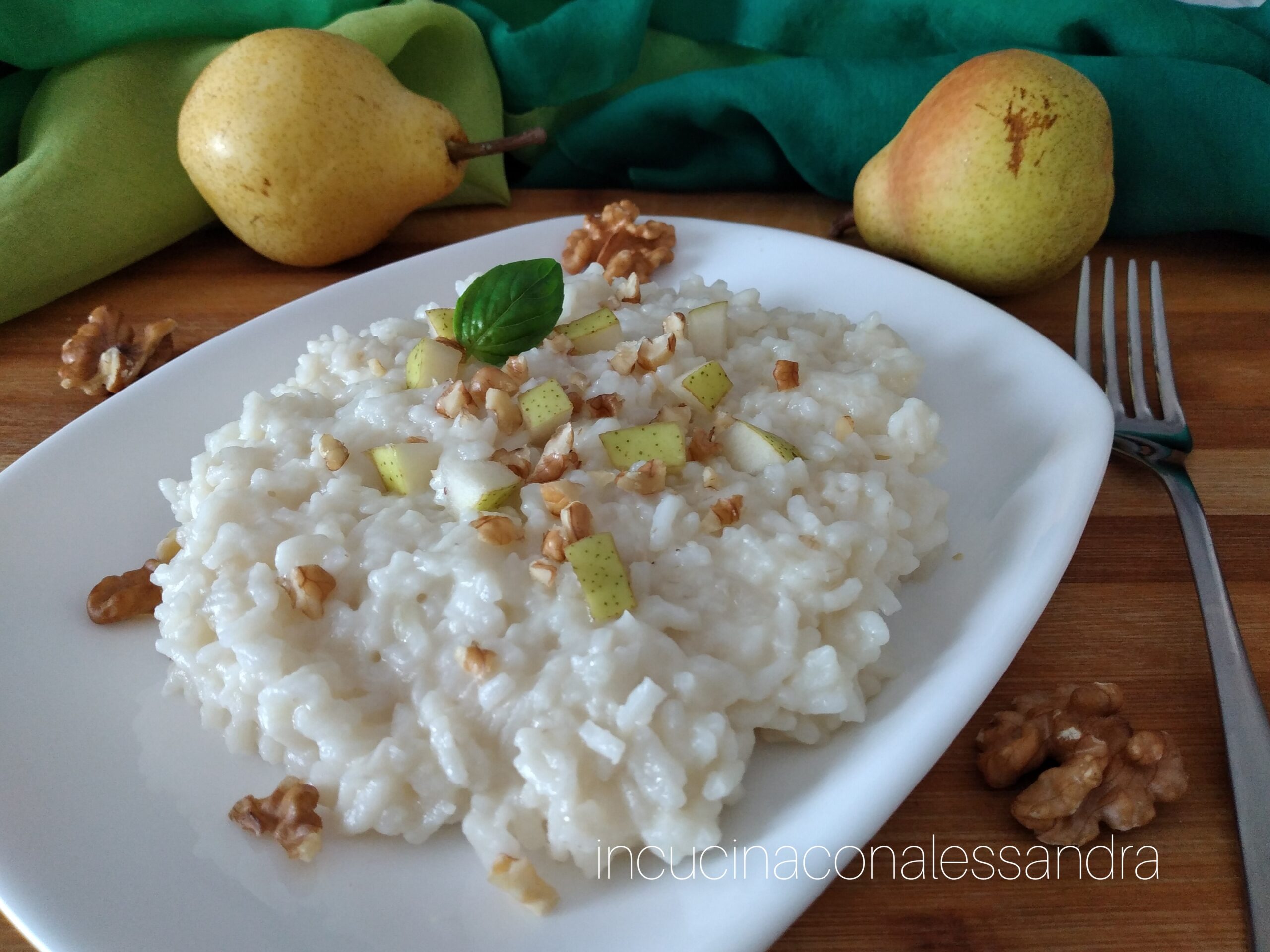 Risotto mit Birnen, Pecorino Romano und Walnüssen