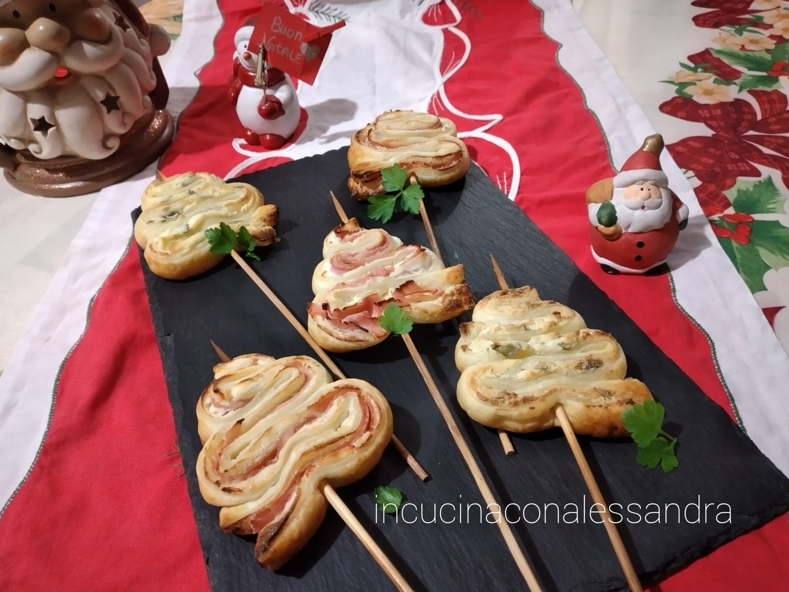 Leckere Blätterteigbäumchen