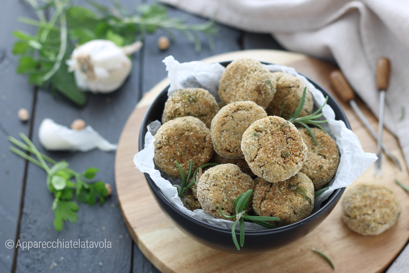 GEBACKENE KICHERERBSENBÄLLCHEN