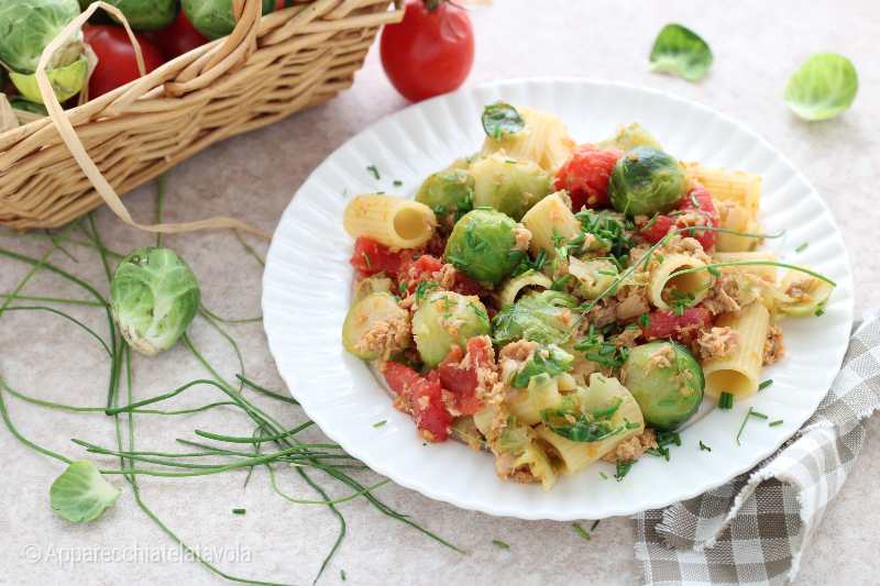 nudeln mit thunfisch und rosenkohl