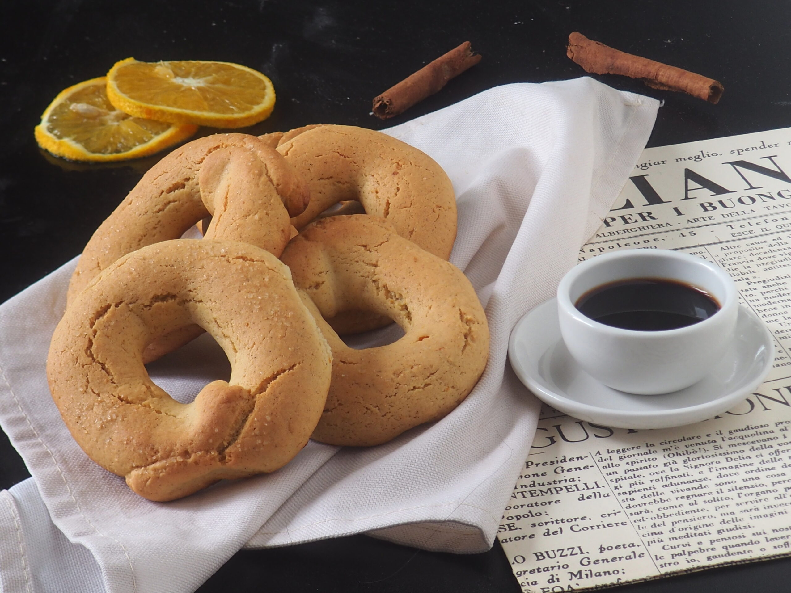 Milchkringel mit Orangen-Zimt-Mürbeteig