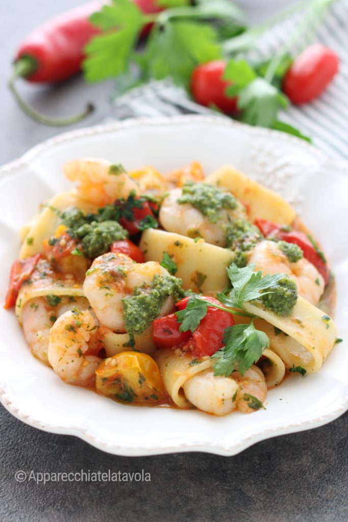 pasta mit Riesengarnelen und Kirschtomaten