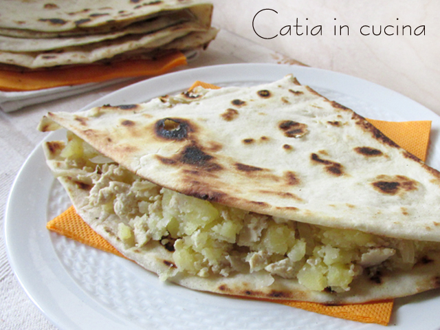 Piadina mit Tofu, Zwiebel und Kartoffeln