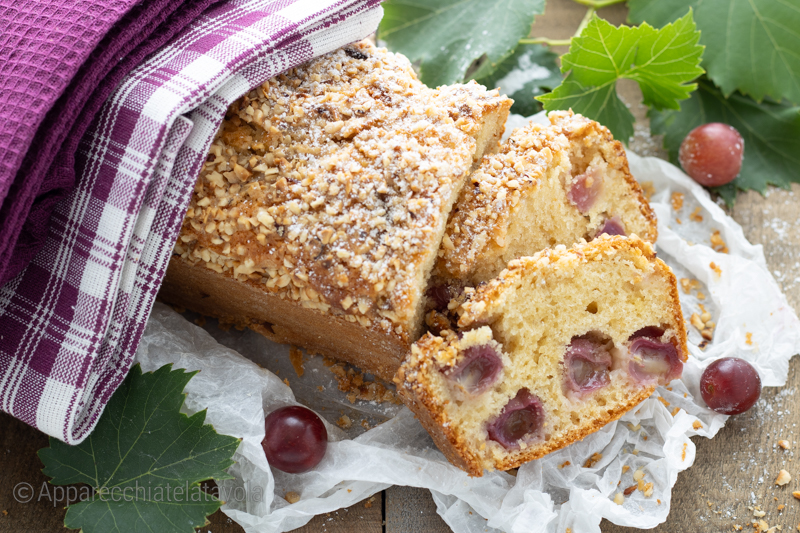PLUMCAKE MIT FRISCHEN TRAUBEN