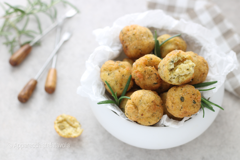 Polenta Bällchen aus übrig gebliebener Polenta