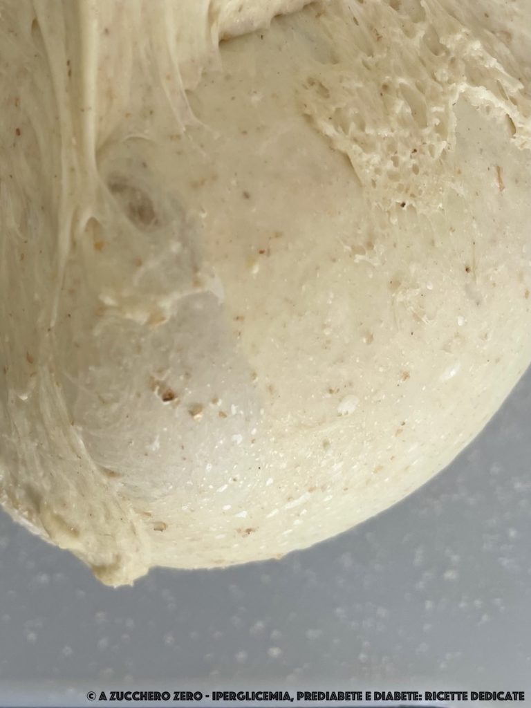Teig mit niedrigem glykämischen Index | Rezept für Pizza, Focaccia und rustikale Teigwaren reich an Ballaststoffen