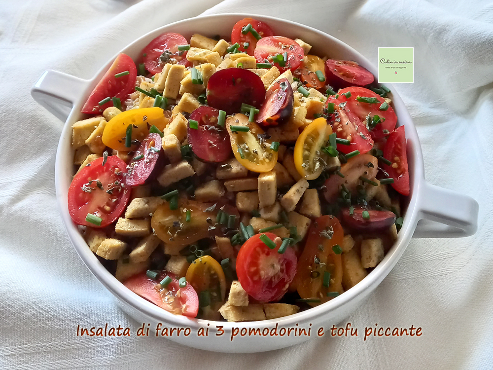 Dinkelsalat mit 3 Tomaten und würzigem Tofu