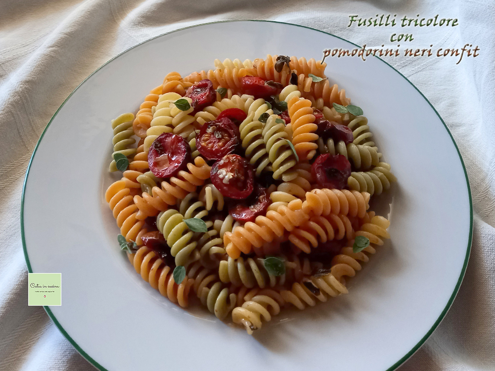 fusilli mit schwarzen confit Kirschtomaten