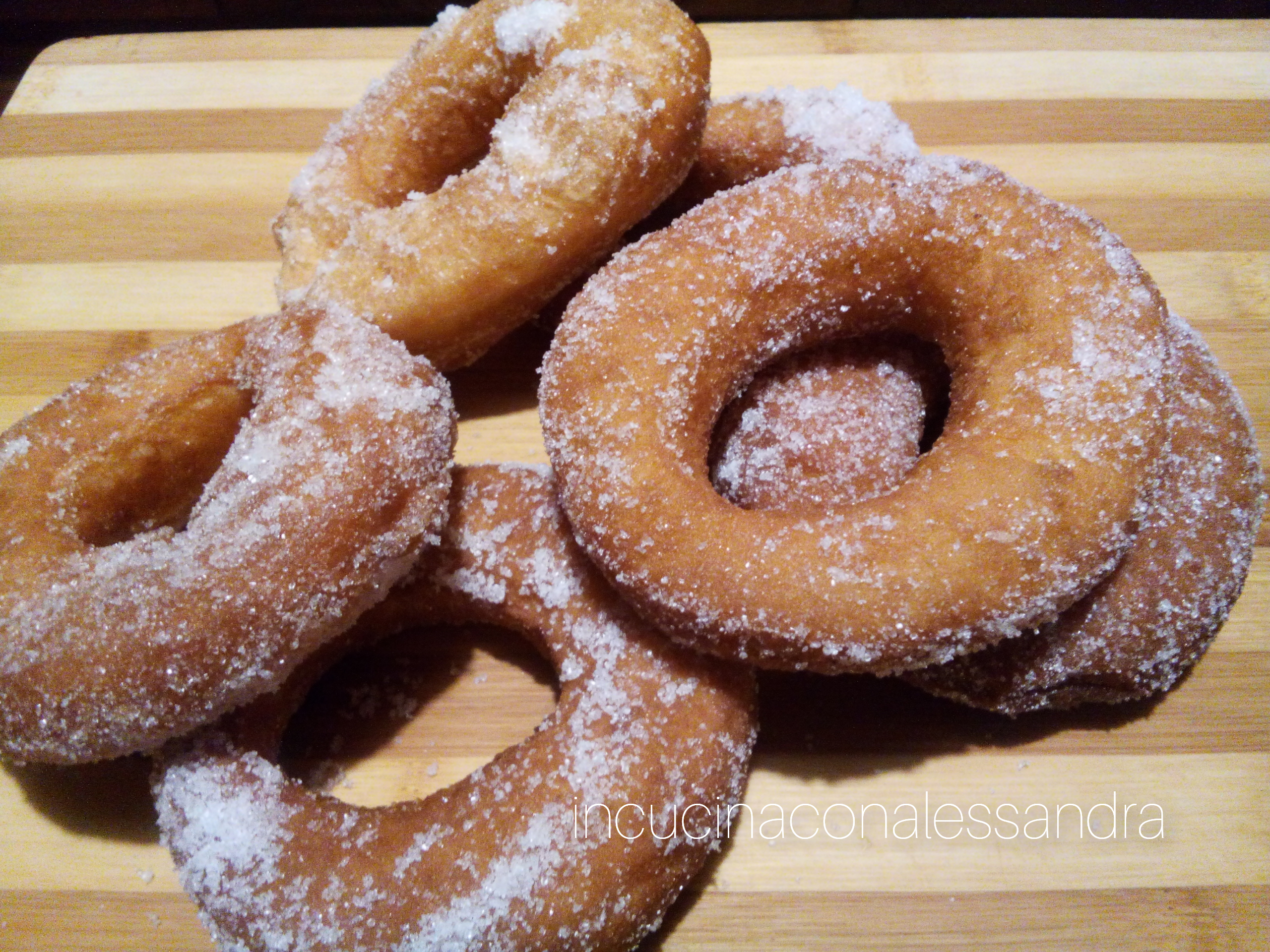 Die frittierten Frati aus Lucca