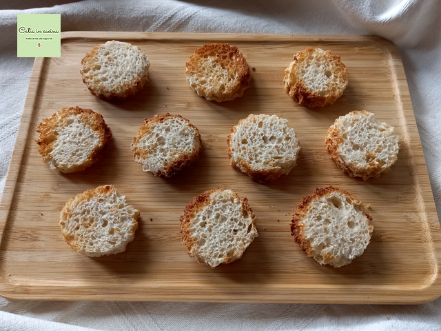 Getoastete Brotscheiben