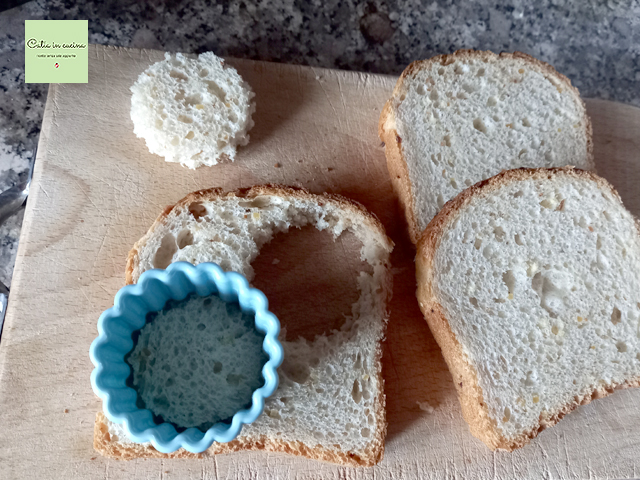 Kreise im Brot ausstechen