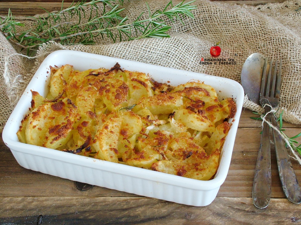 Ofenkartoffeln mit Zwiebeln