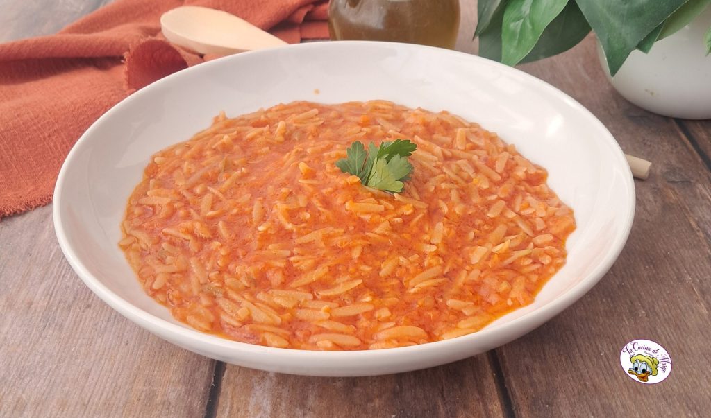 Pastina mit Tomaten