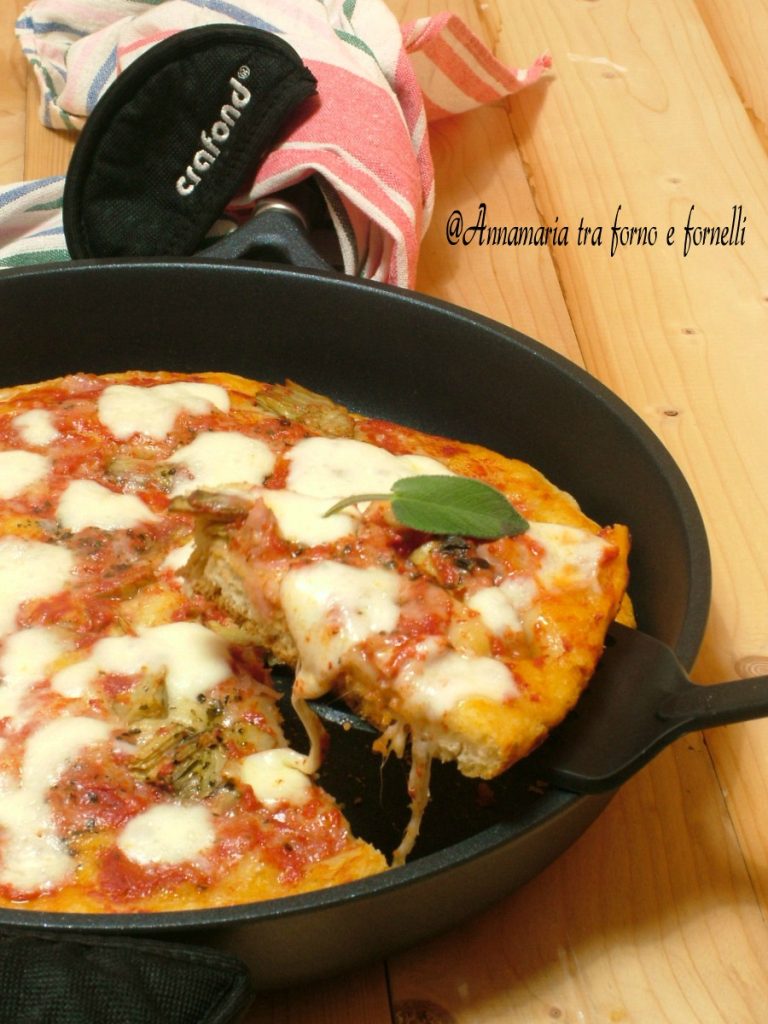 Pfannenpizza vertikal 2