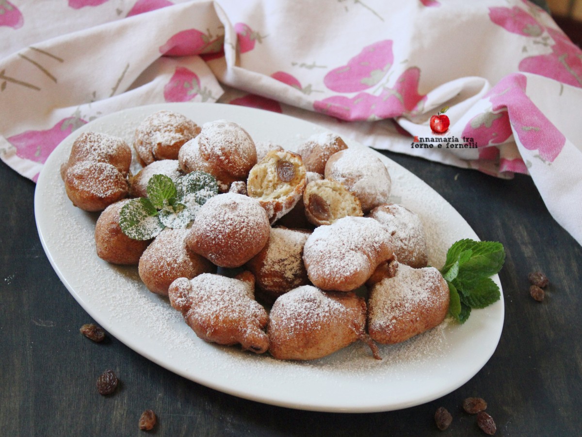 Pfannkuchen mit Rosinen ohne Hefe