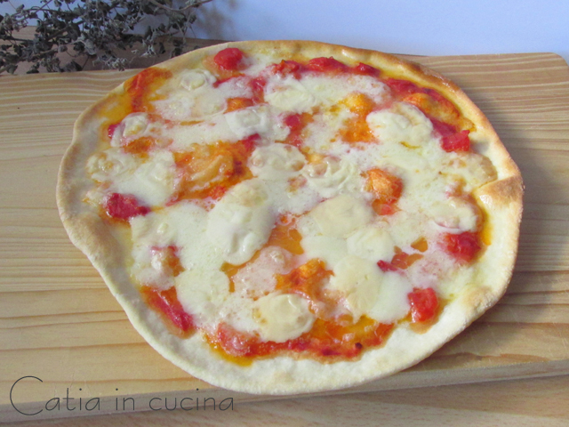 pizza mit scamorza