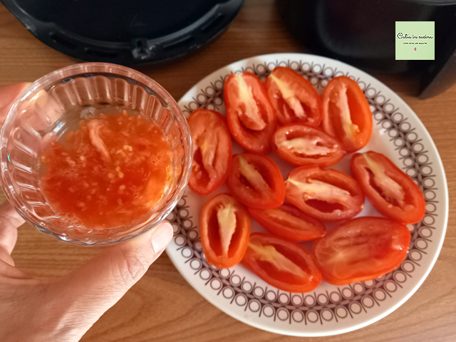 Tomaten in der Heißluftfritteuse kochen