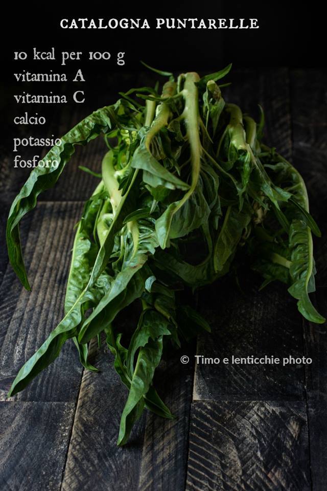 Suppe aus Sorghum und Puntarelle