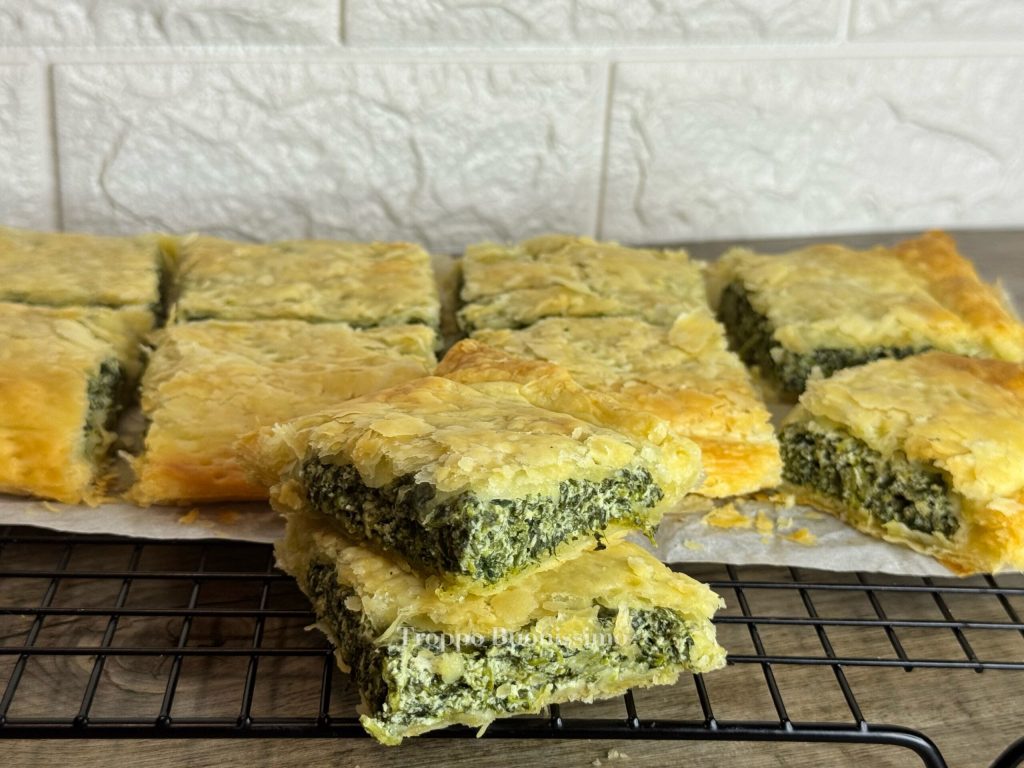 blätterteig-rustici mit ricotta und spinat