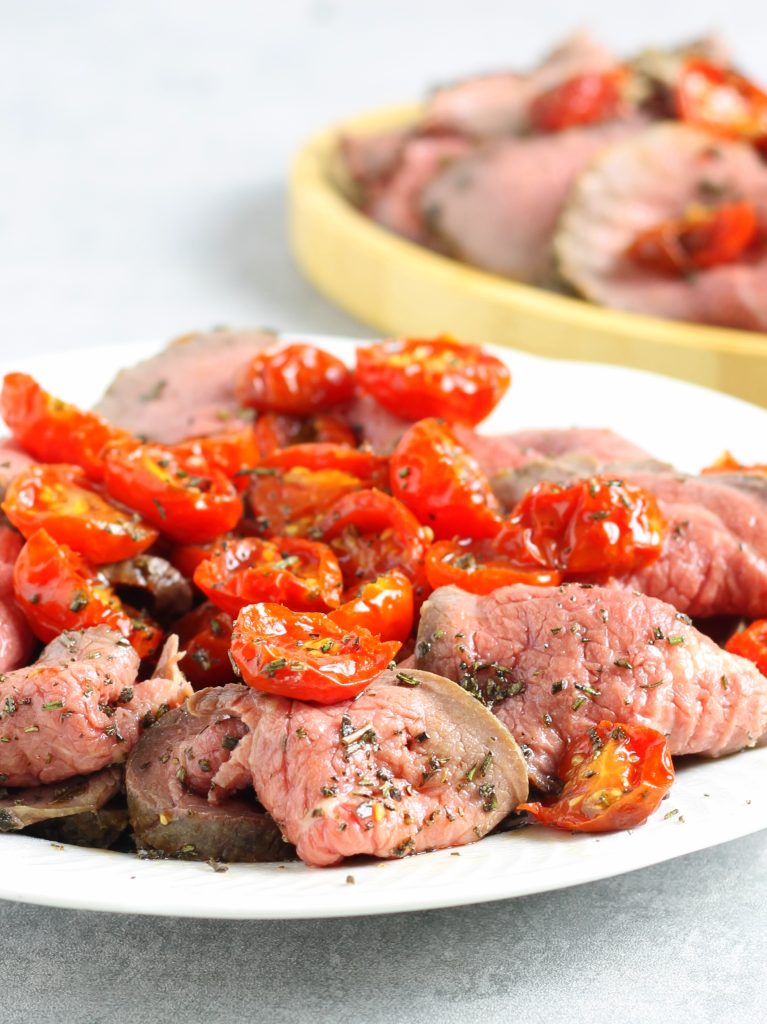 Roastbeef mit Kirschtomaten in der Heißluftfritteuse