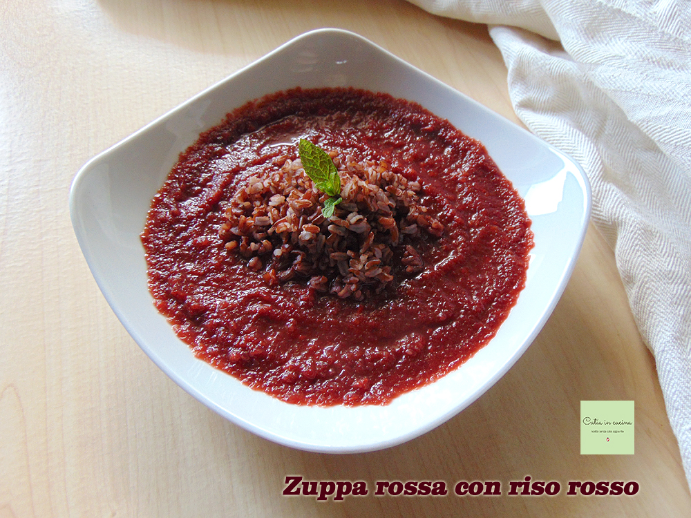 Rote Suppe mit Vollkorn-Rotreis