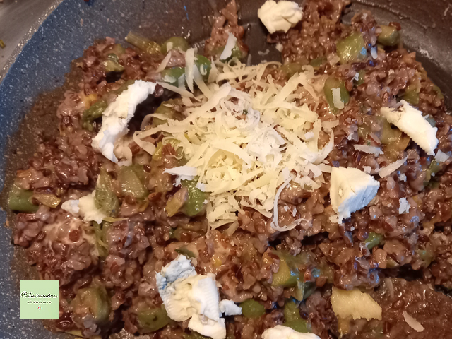 den Parmesan hinzufügen