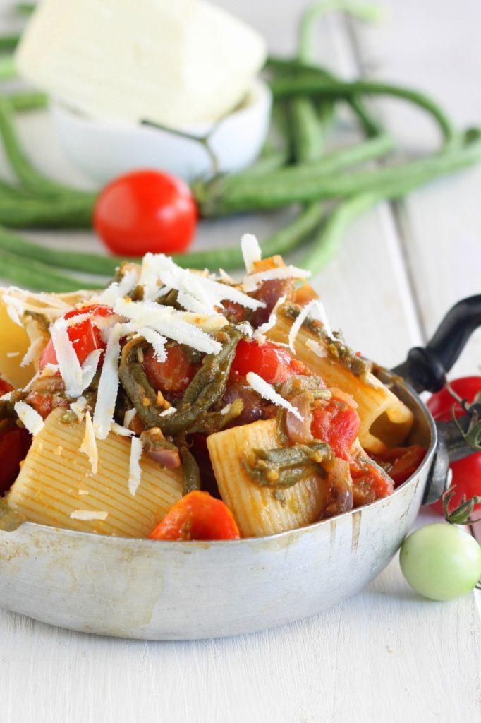 Pasta und grüne Bohnen