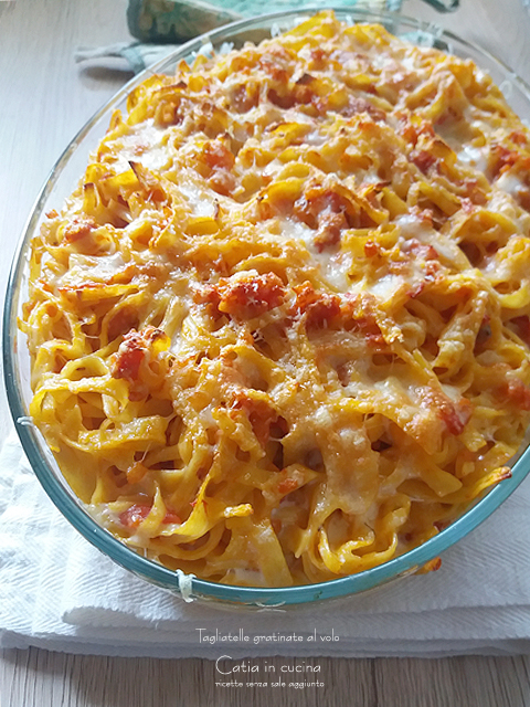 schnelle überbackene Tagliatelle
