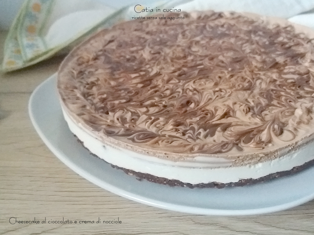 Schokoladen-Haselnuss-Creme Cheesecake