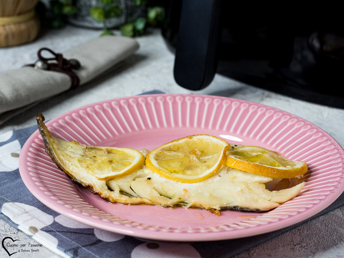 SEEHECHT IN LUFTFRITTEUSE