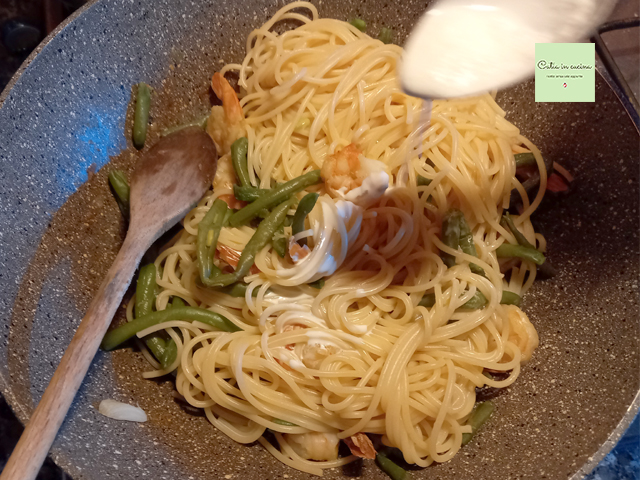 spaghetti mit Garnelen und grünen Bohnen - Schritt