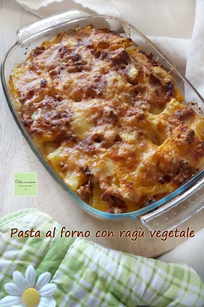 überbackene Pasta mit Gemüse-Ragout