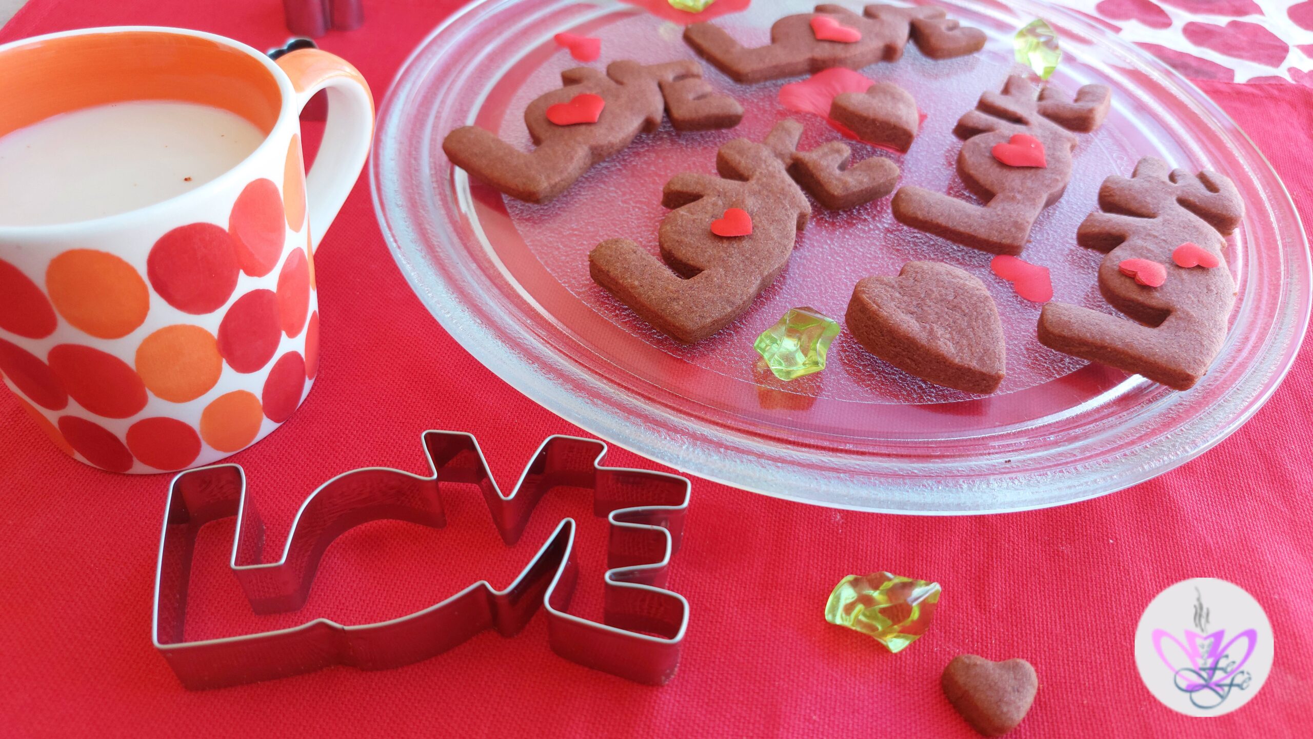 LOVE-KEKSE MIT ROTE BETE