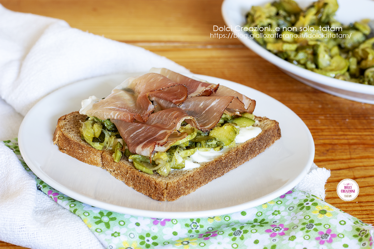 Bruschetta mit Stracchino und Zucchini mit Speck