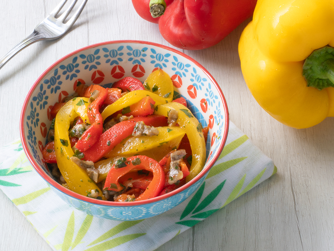 Geröstete Paprika mit Sardellensauce