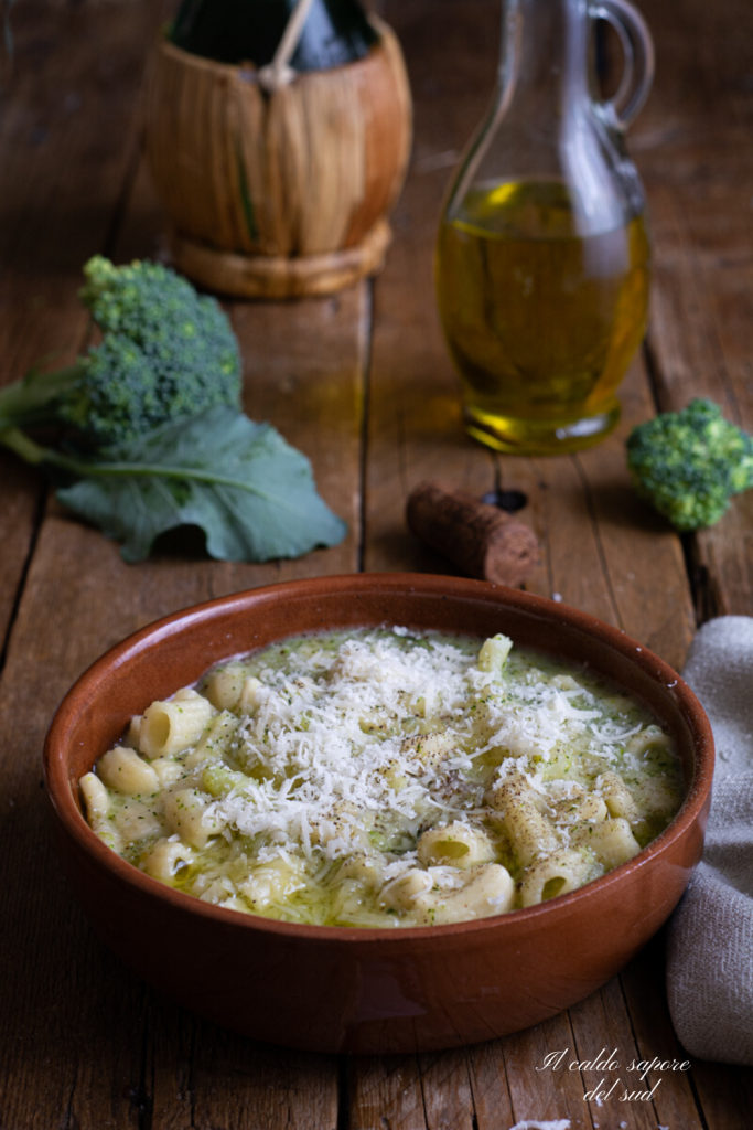 Pasta mit Kartoffeln und Brokkoli