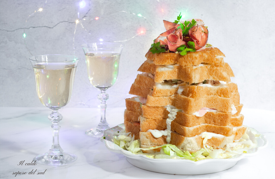 Gefüllter herzhafter Pandoro – einfaches Rezept ohne Eier