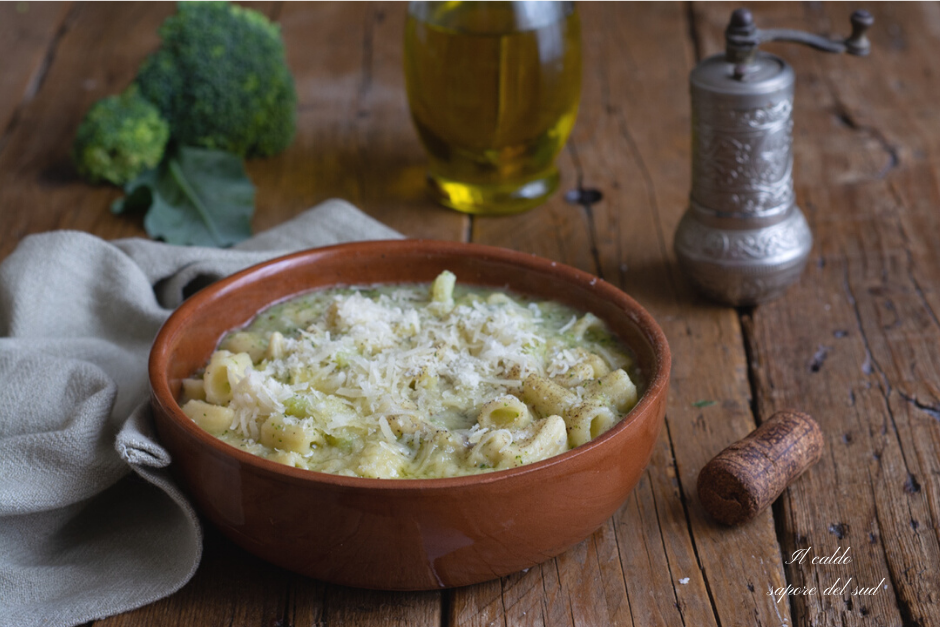 Pasta mit Kartoffeln und Brokkoli
