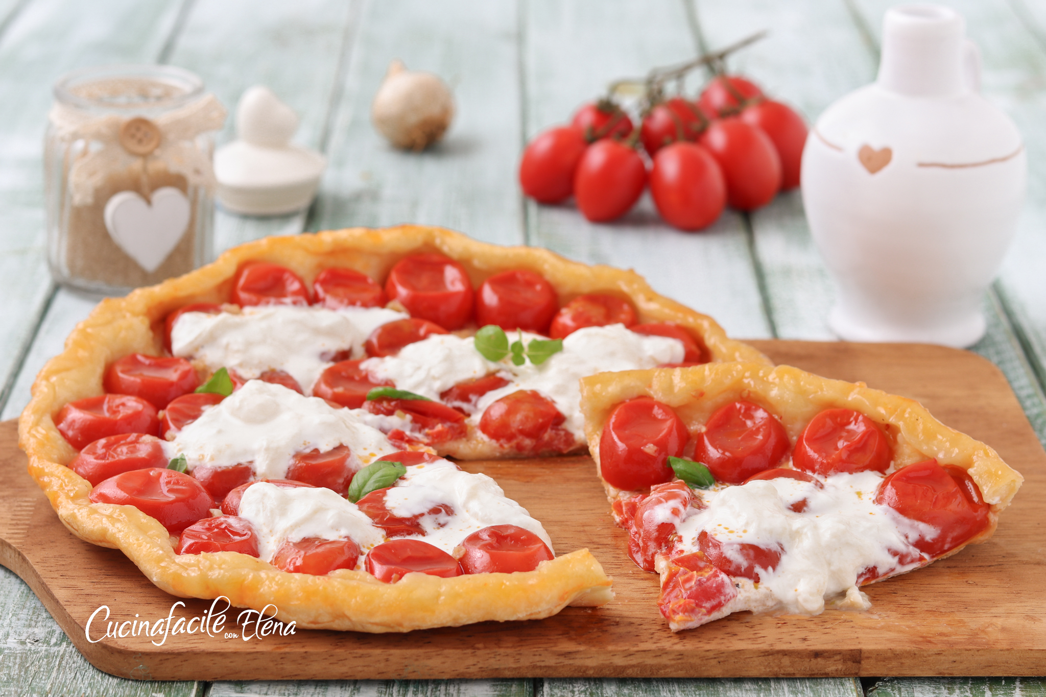 Herzhafte Torte mit Kirschtomaten