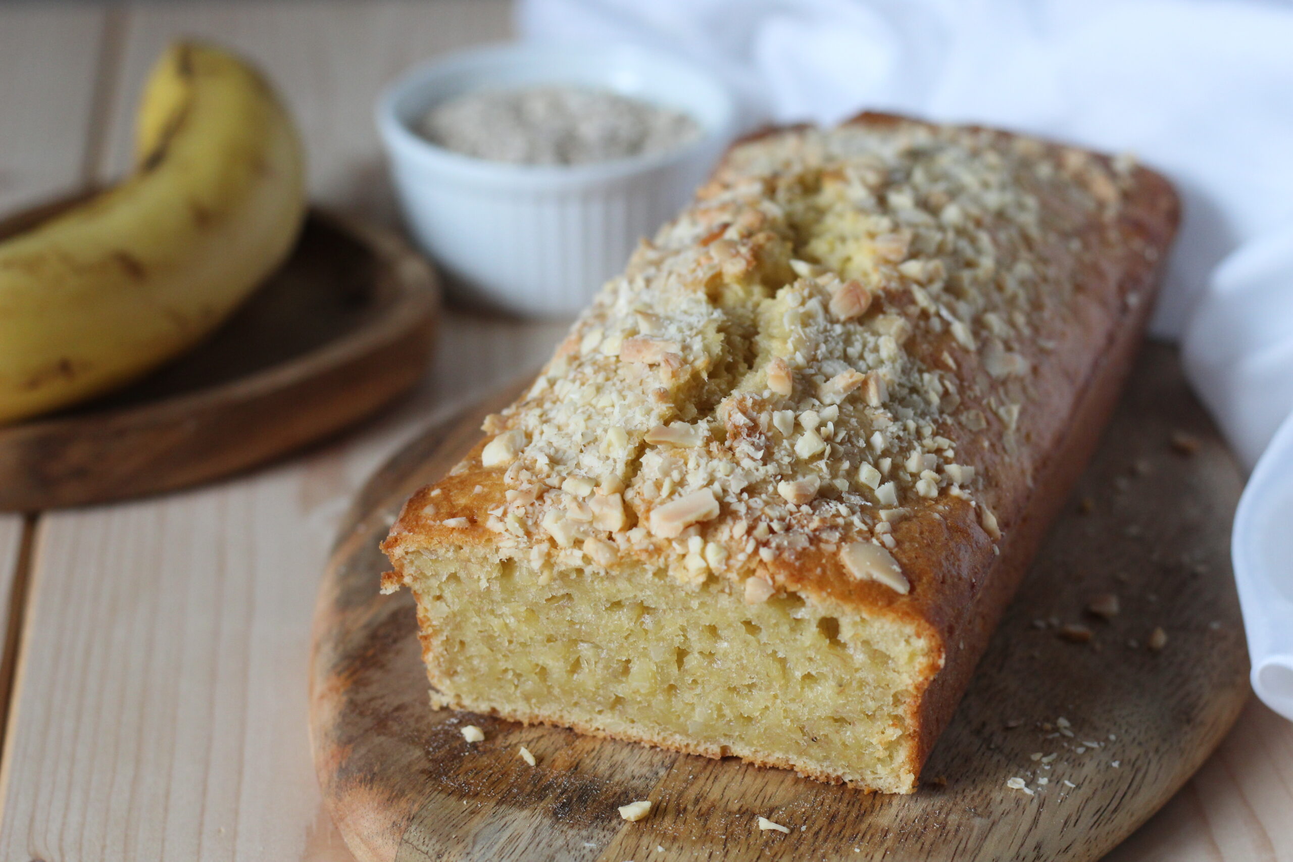 Bananenbrot mit Mandeln und Haferflocken ohne Butter